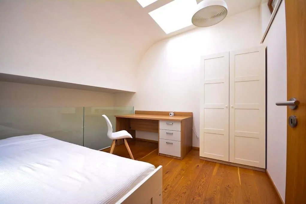 Legacy Duplex In Historic Prague District By Rentez Apartment